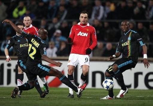 马赛球员在比赛中表现出色,受到球迷赞扬 马赛球员在比赛中表现出色,受到球迷赞扬