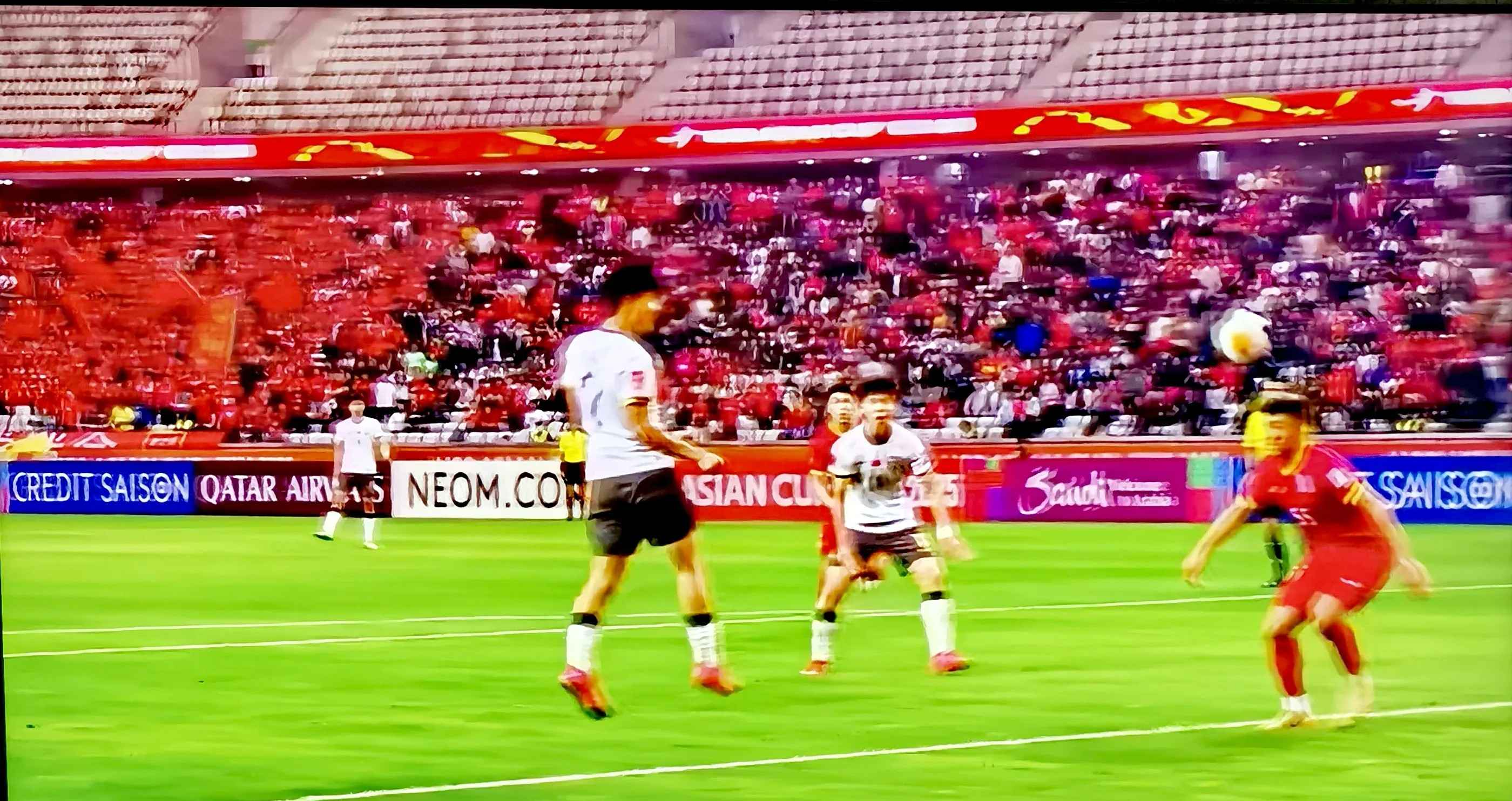 亚洲足球锦标赛掀起全球球迷狂潮