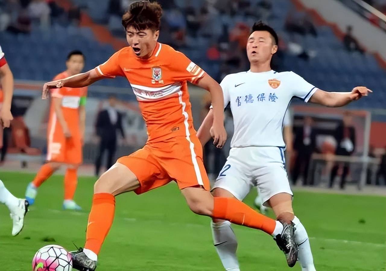 意大利对阵荷兰:强强对话引发球迷热议的简单介绍 意大利对阵荷兰:强强对话引发球迷热议的简单介绍