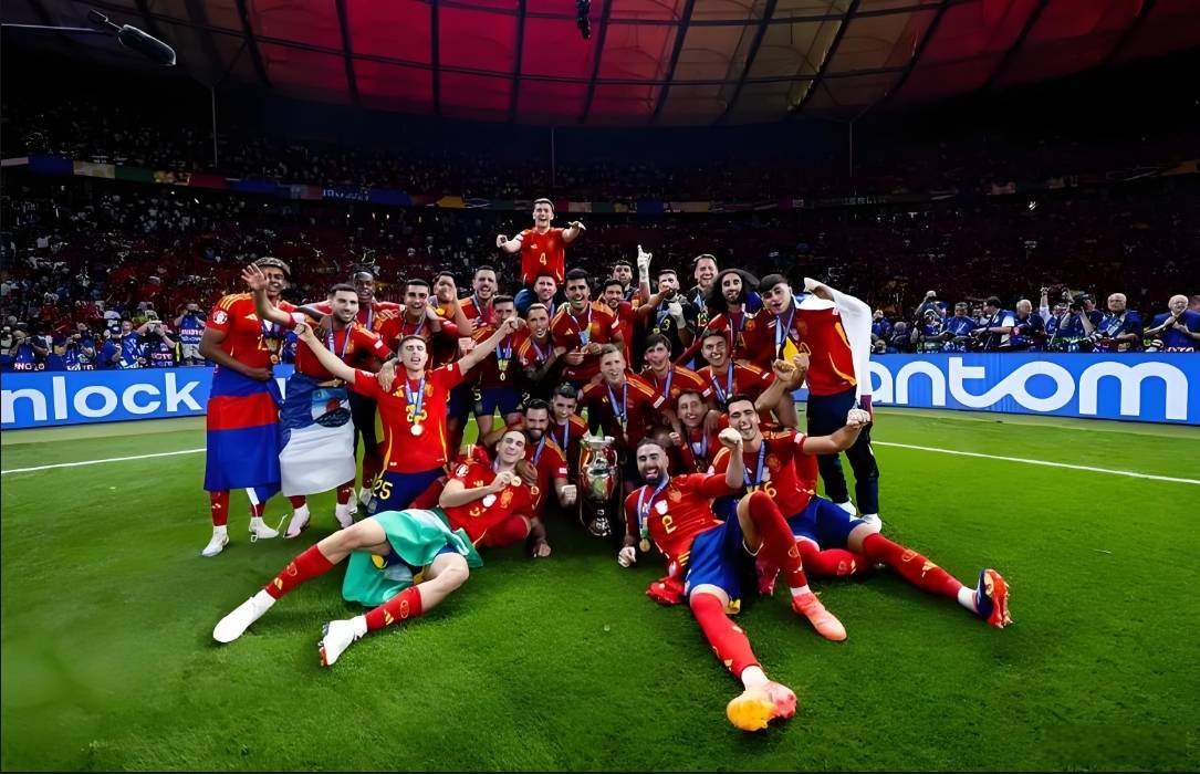 瑞士队在欧国联比赛中实力出众，高居榜首