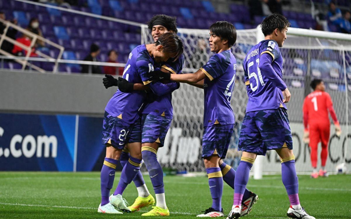 大连人遭索帅逆袭，亚冠资格受挑战！