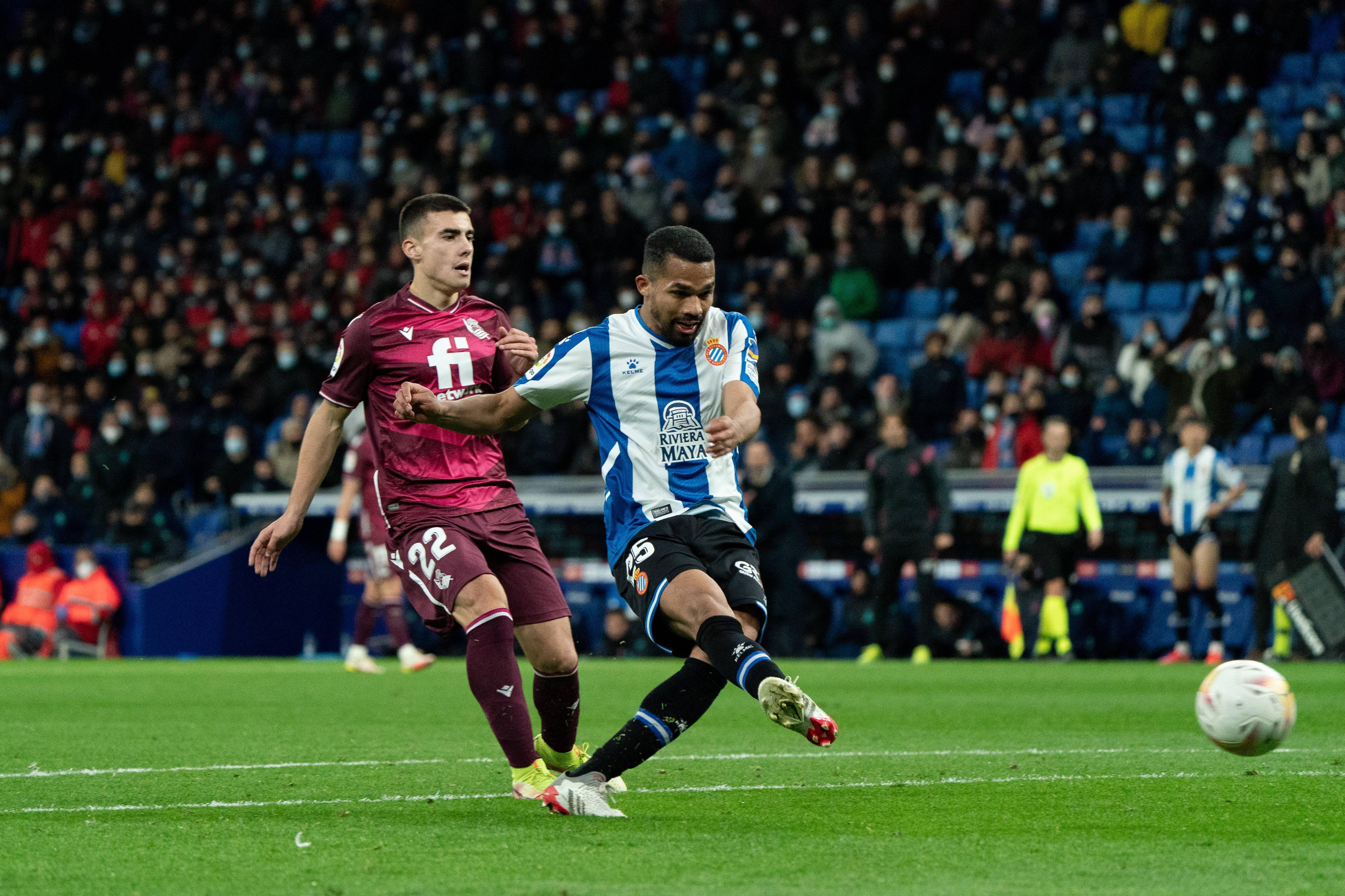 西班牙联赛受寒潮影响取消比赛 西班牙联赛受寒潮影响取消比赛