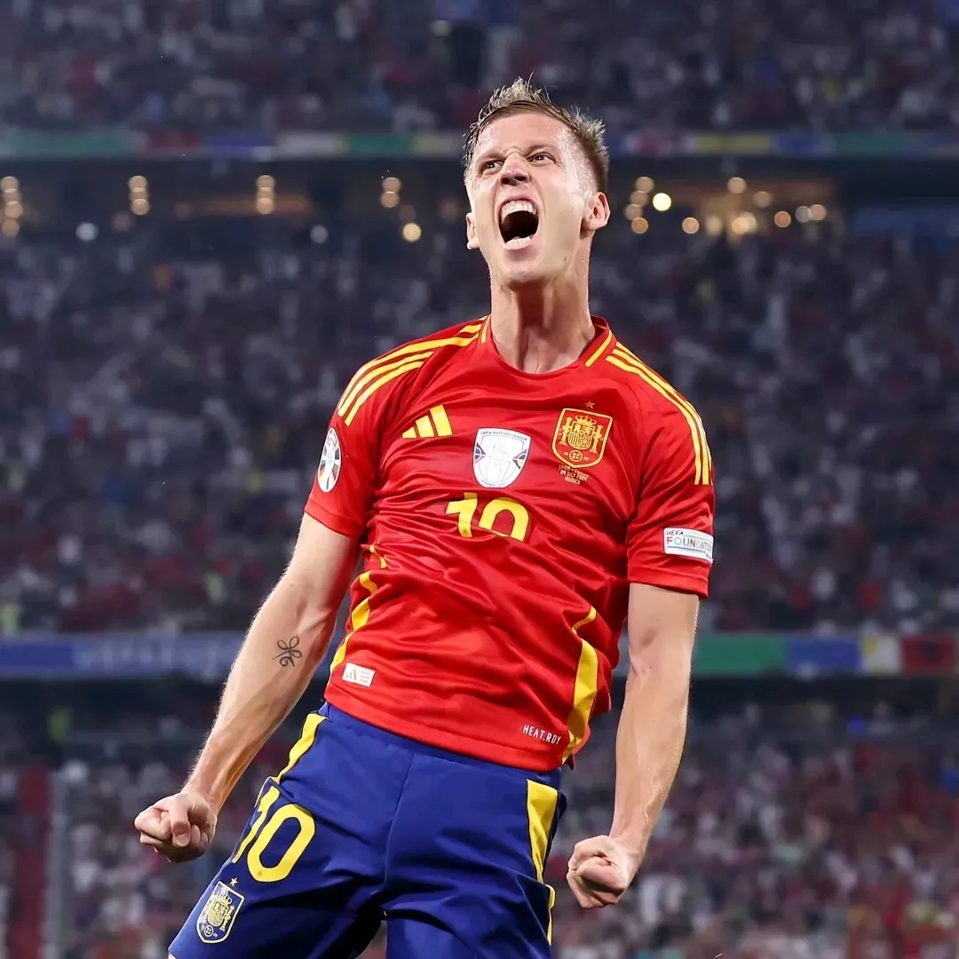 西班牙队备战欧预赛:球员集训态度严谨的简单介绍 西班牙队备战欧预赛:球员集训态度严谨的简单介绍