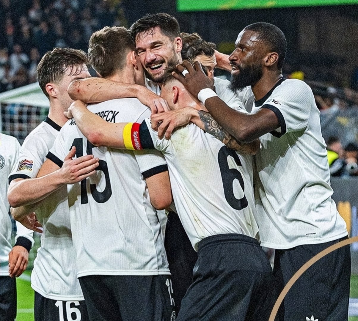 欧国联比赛球场气氛火爆，球迷热情高涨的简单介绍