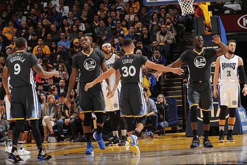 篮球巨星单场砍下+,助球队取得胜利的简单介绍 篮球巨星单场砍下+,助球队取得胜利的简单介绍