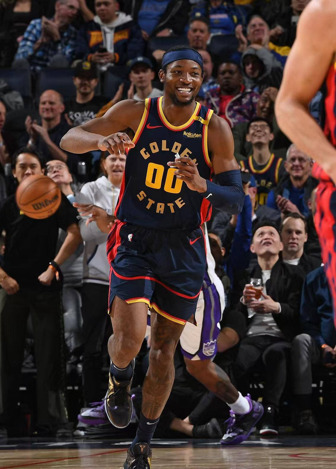德布劳内在NBA中登顶勇士，关键一战的简单介绍