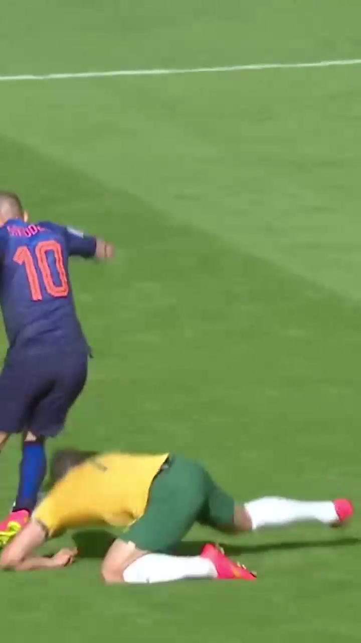 关于法国绝地反击塞内加尔,范佩西完成帽子戏法的信息 关于法国绝地反击塞内加尔,范佩西完成帽子戏法的信息