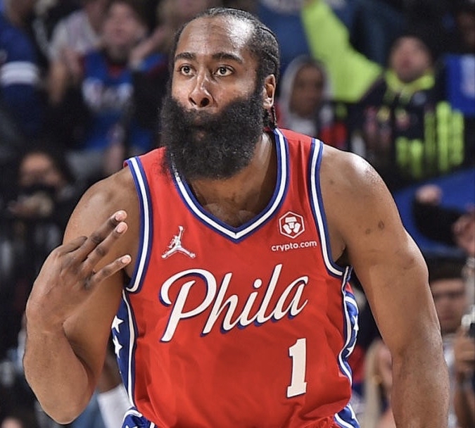 包含尼克主场力克国王，兰多夫贡献双20+的词条