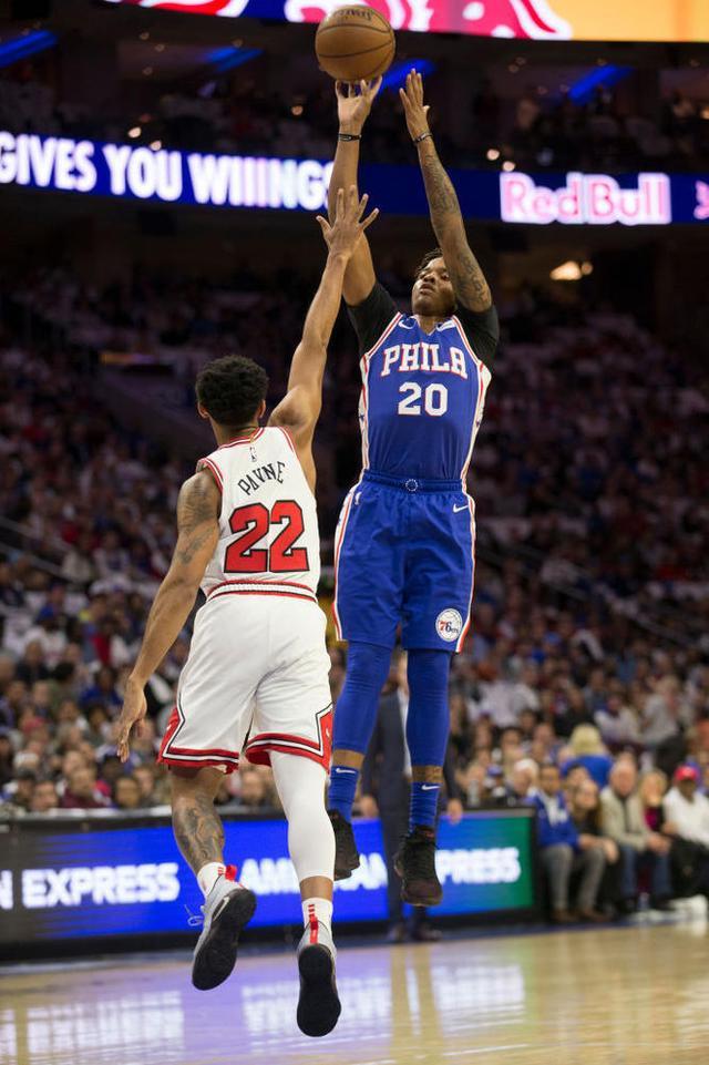 包含尼克主场力克国王，兰多夫贡献双20+的词条