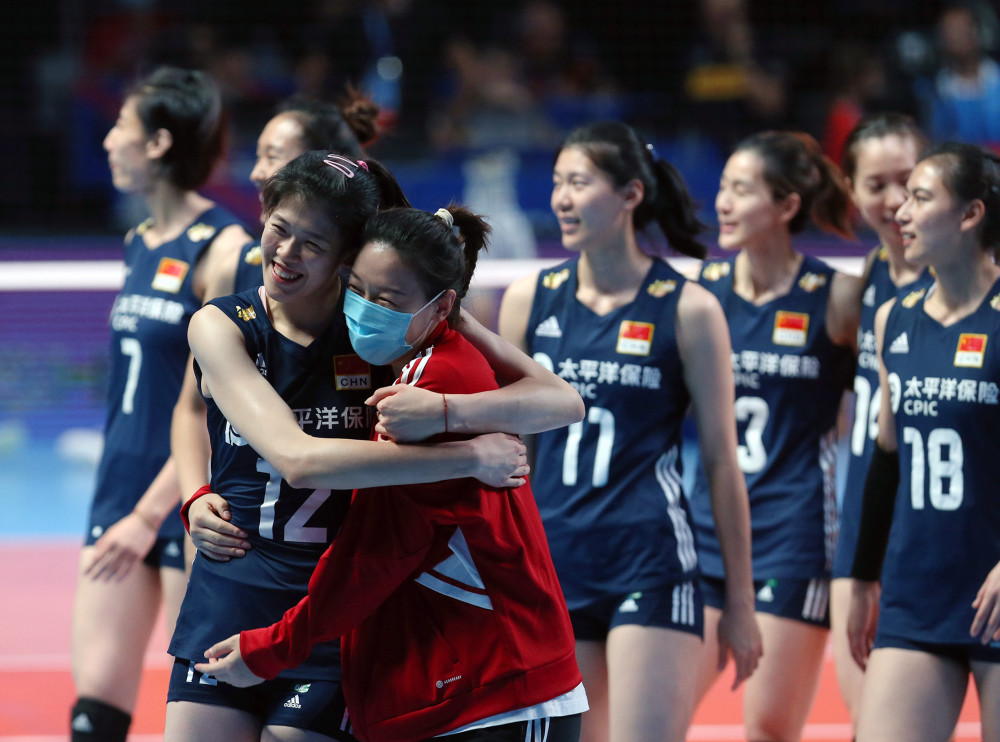 连胜势头难挡！排球豪取十连胜的简单介绍