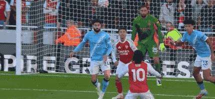 包含豪门对决！比分分析上演世纪大战的词条