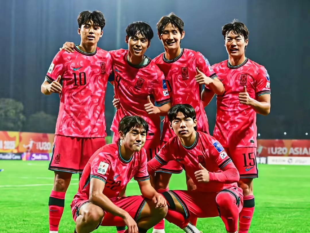 开云体育官网-韩国队轻取日本队，郑思维扛起全队