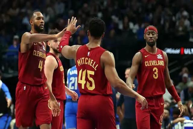 浙江队完胜骑士,福克斯统治全场 浙江队完胜骑士,福克斯统治全场