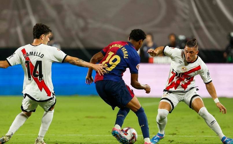 塞维利亚逆转瑞士，梅西统治全场