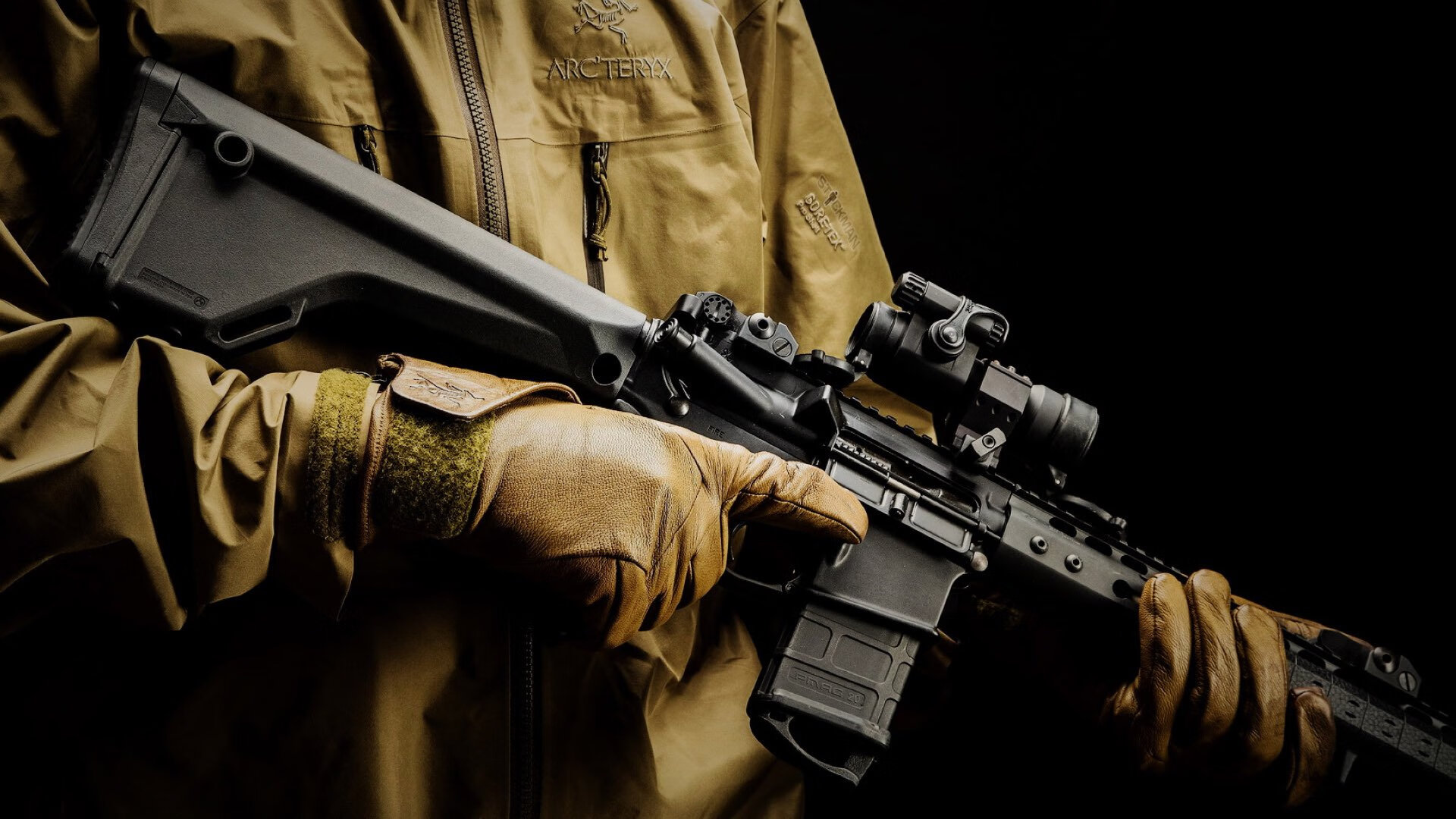 当炮火熄灭在绿茵场,伊拉克踏平丹麦与莱万的和平里程碑