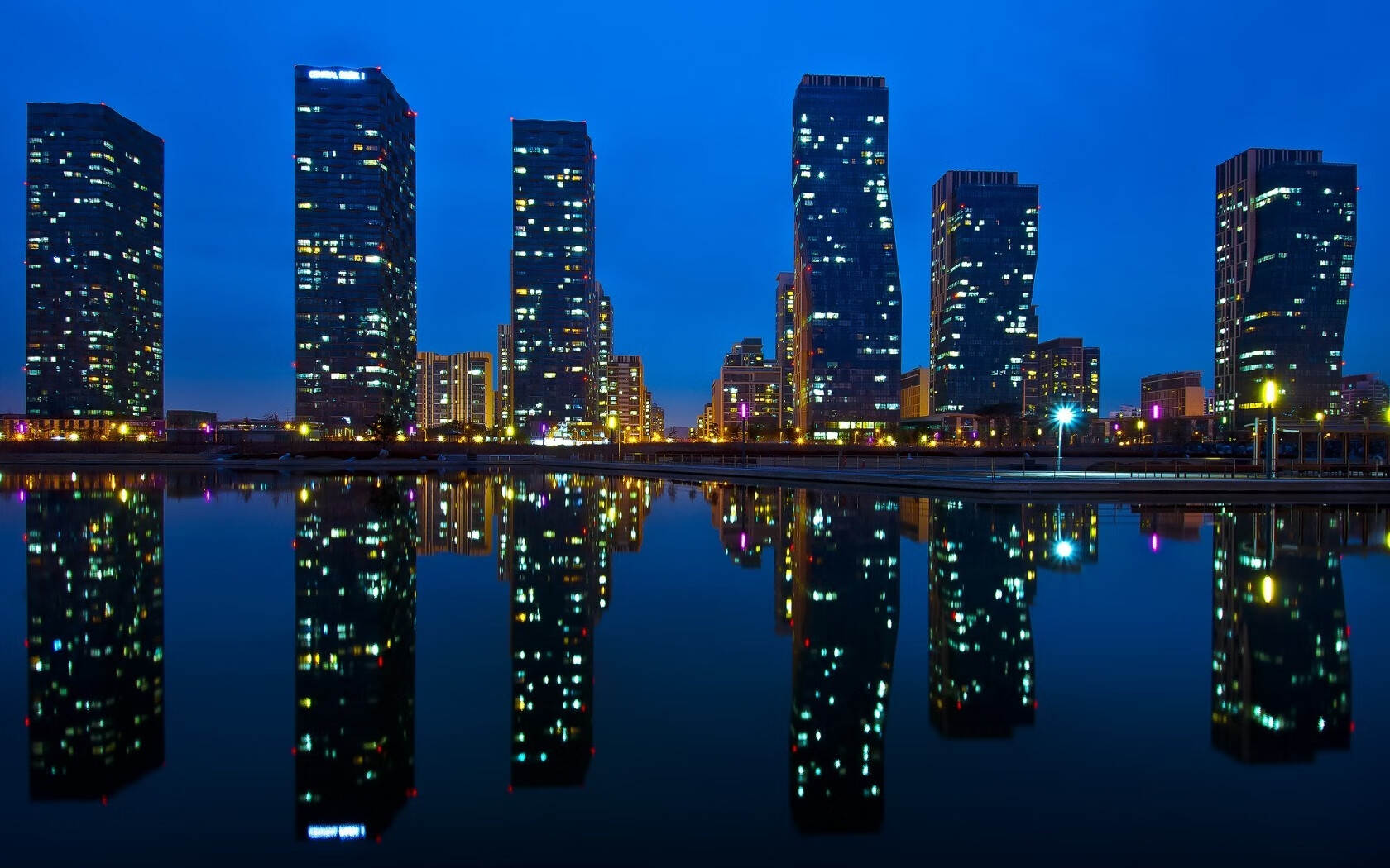 跨越大陆的绿茵奇迹，贝林厄姆率领玻利维亚高原雄鹰击沉蓝鹰拉齐奥